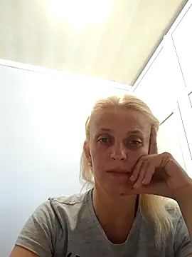 MiaLove183 online show from 07.20.26