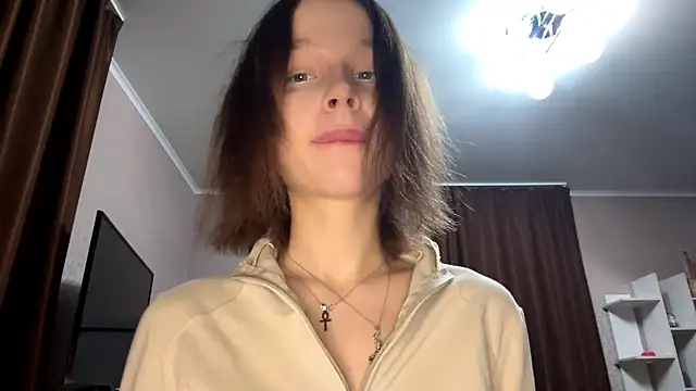 Snapshot of asunanue chatting on 03.21.26 asunanue online show from 03.21.26