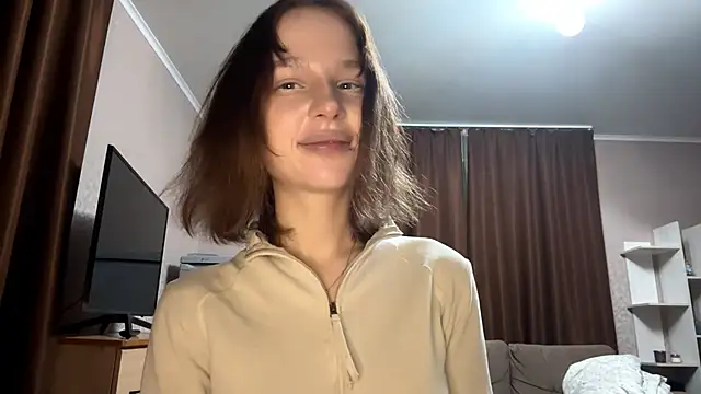 Snapshot of asunanue chatting on 04.19.26 asunanue online show from 04.19.26