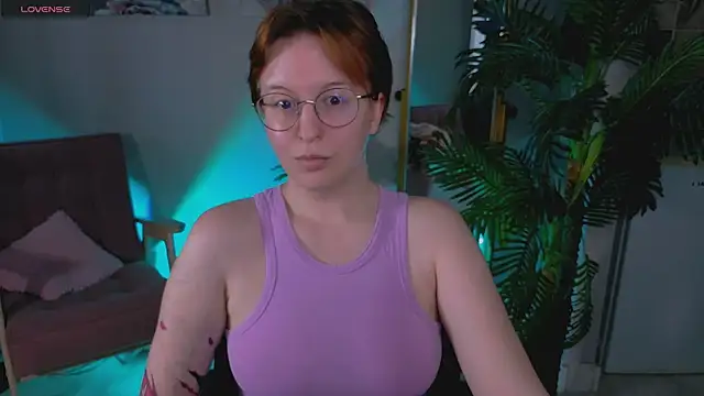 Snapshot of arizzzona_baby chatting on 04.17.26 arizzzona baby online show from 04.17.26