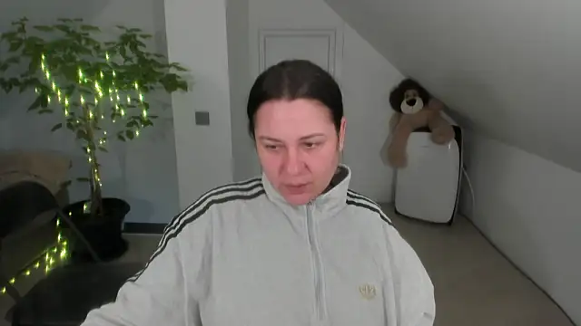 Snapshot of miss_ally chatting on 03.25.26 miss ally online show from 03.25.26