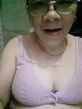 Snapshot of Funsexy1 chatting on 05.12.26 Funsexy1 online show from 05.12.26