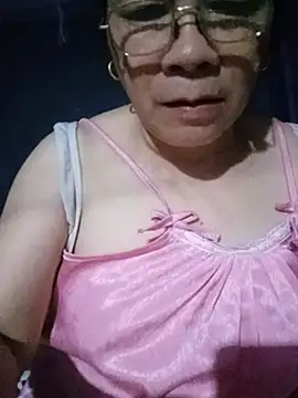 Snapshot of Funsexy1 chatting on 06.14.26 Funsexy1 online show from 06.14.26
