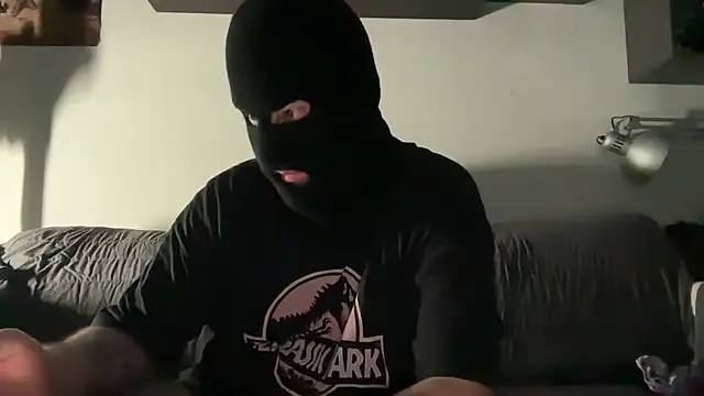 SilentScreamsVan- online show from 05.07.26