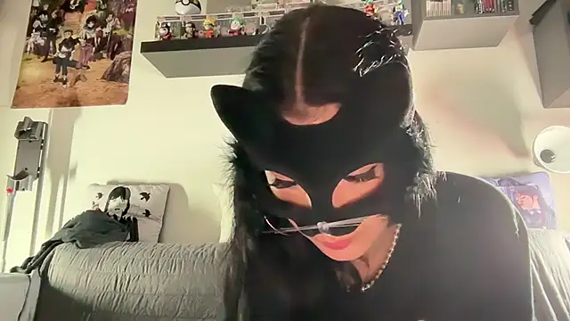 SilentScreamsVan- online show from 05.15.26