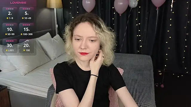 Snapshot of HottoKori chatting on 04.02.26 HottoKori online show from 04.02.26