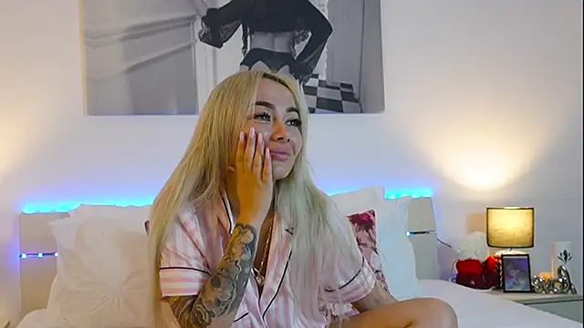 FrancescaGrayy online show from 07.08.26