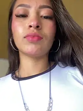 Itze Mua online show from 06.07.26