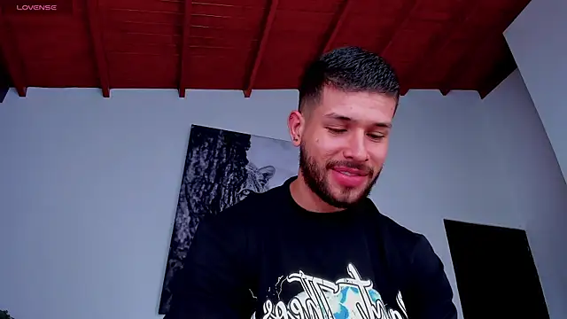 Snapshot of Santos_ramirez1 chatting on 03.30.26 Santos ramirez1 online show from 03.30.26