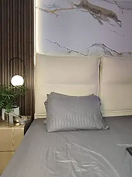 ElenaJamess online show from 04.21.26