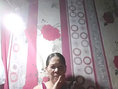 Snapshot of MsMilf_Palangga chatting on 04.05.26 MsMilf Palangga online show from 04.05.26