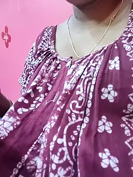 itz-priya online show from 04.14.26