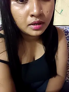 Tridha 2 online show from 04.21.26