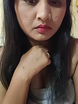Snapshot of Tridha_2 chatting on 06.11.26 Tridha 2 online show from 06.11.26