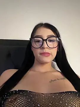 Hannaa blondee online show from 04.24.26