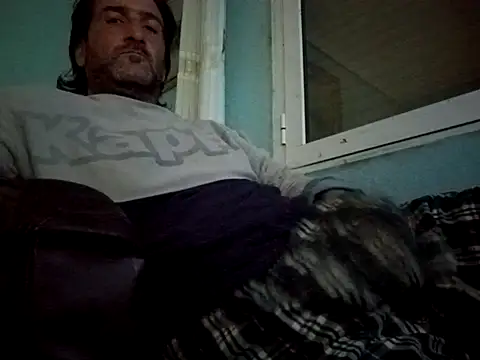 Snapshot of DanTrov79 chatting on 04.28.26 DanTrov79 online show from 04.28.26