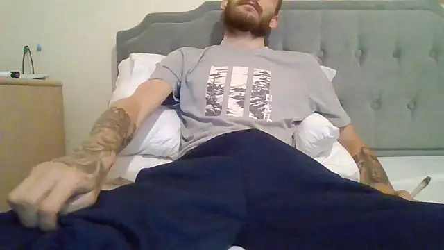 feetlovrr94 online show from 05.08.26