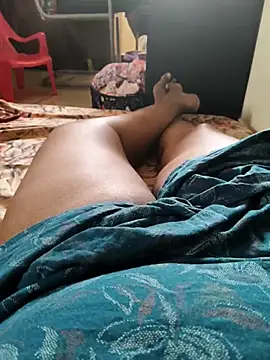 Snapshot of Tamil-swathi99 chatting on 05.05.26 Tamil-swathi99 online show from 05.05.26