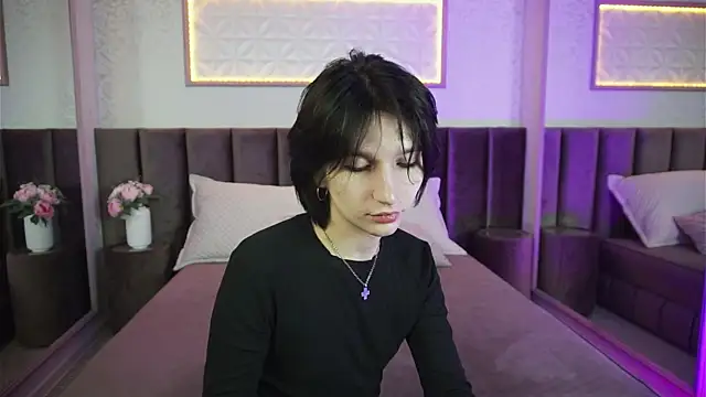 Snapshot of AdonBev chatting on 05.14.26 AdonBev online show from 05.14.26