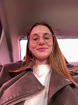 Snapshot of FReyja_44 chatting on 04.20.26 FReyja 44 online show from 04.20.26