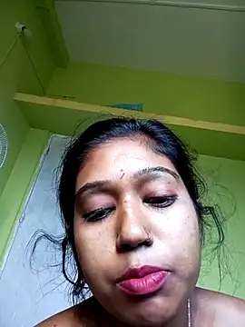 bannerjeesneha20 online show from 05.12.26