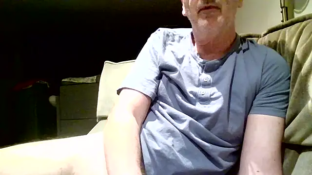 Snapshot of HotLucas66 chatting on 04.24.26 HotLucas66 online show from 04.24.26