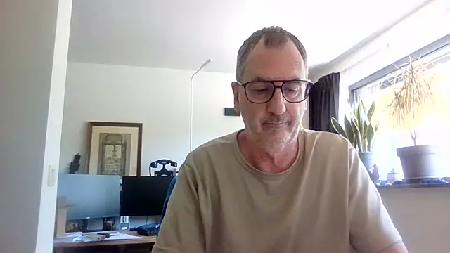 Snapshot of HotLucas66 chatting on 06.18.26 HotLucas66 online show from 06.18.26