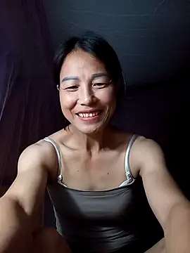 Snapshot of -Numin- chatting on 04.26.26 -Numin- online show from 04.26.26
