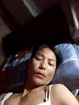 Snapshot of -Numin- chatting on 04.27.26 -Numin- online show from 04.27.26