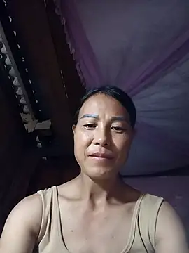 Snapshot of -Numin- chatting on 06.19.26 -Numin- online show from 06.19.26