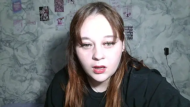 Snapshot of Jenny_Kiss_ chatting on 04.07.26 Jenny Kiss online show from 04.07.26