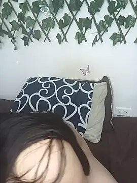 Snapshot of lizeth_wong chatting on 06.14.26 lizeth wong online show from 06.14.26