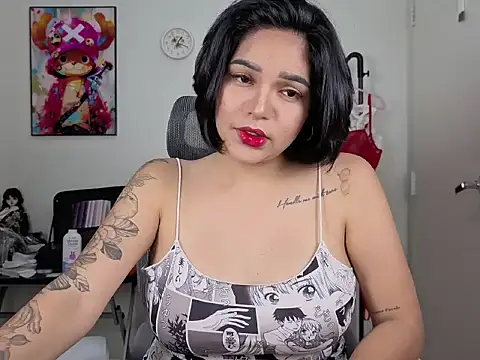 Snapshot of monicaconde chatting on 04.21.26 monicaconde online show from 04.21.26