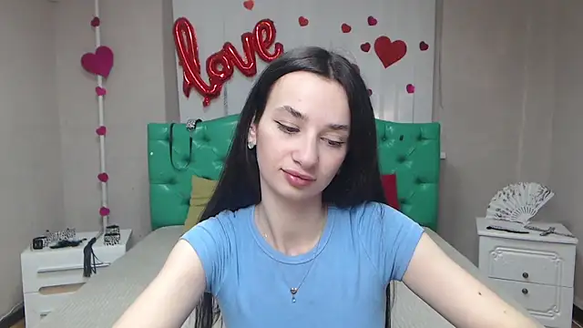 Snapshot of Je55icaBreeze chatting on 04.21.26 Je55icaBreeze online show from 04.21.26