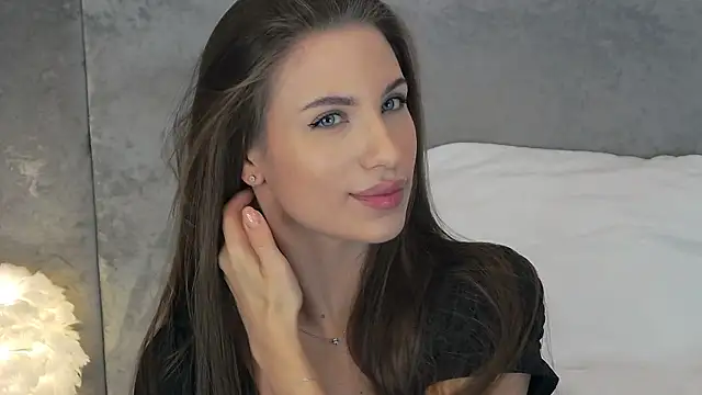 Snapshot of Lana_Drake chatting on 05.12.26 Lana Drake online show from 05.12.26