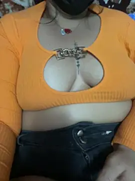 Snapshot of Anita_vegaa_ chatting on 05.20.26 Anita vegaa online show from 05.20.26