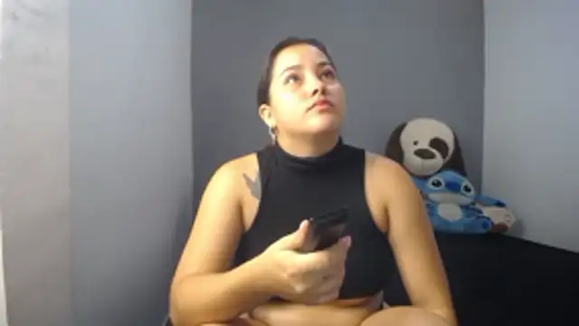 Snapshot of Ivanna_Vegax chatting on 04.25.26 Ivanna Vegax online show from 04.25.26