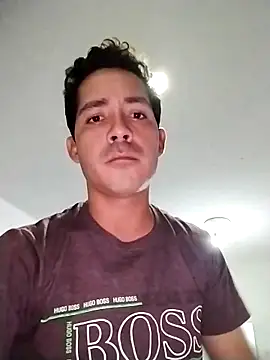 Snapshot of Gabriel_leon33 chatting on 05.19.26 Gabriel leon33 online show from 05.19.26