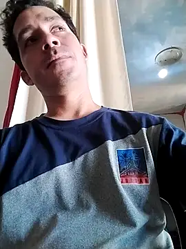 Snapshot of Gabriel_leon33 chatting on 05.26.26 Gabriel leon33 online show from 05.26.26
