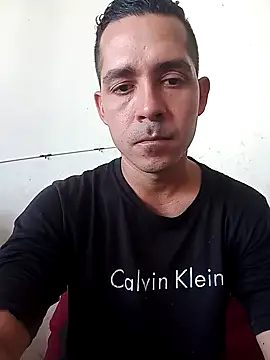 Snapshot of Gabriel_leon33 chatting on 06.02.26 Gabriel leon33 online show from 06.02.26