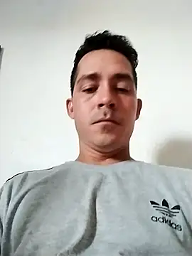 Snapshot of Gabriel_leon33 chatting on 06.11.26 Gabriel leon33 online show from 06.11.26