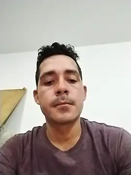 Snapshot of Gabriel_leon33 chatting on 06.16.26 Gabriel leon33 online show from 06.16.26