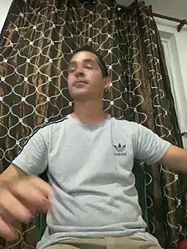 Snapshot of Gabriel_leon33 chatting on 06.16.26 Gabriel leon33 online show from 06.16.26