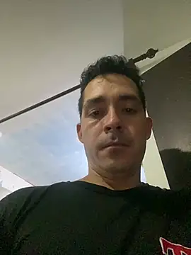 Snapshot of Gabriel_leon33 chatting on 06.21.26 Gabriel leon33 online show from 06.21.26
