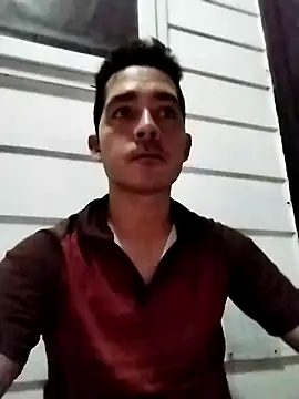 Snapshot of Gabriel_leon33 chatting on 06.28.26 Gabriel leon33 online show from 06.28.26