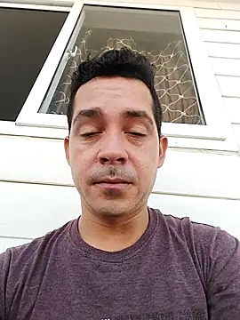 Snapshot of Gabriel_leon33 chatting on 06.28.26 Gabriel leon33 online show from 06.28.26