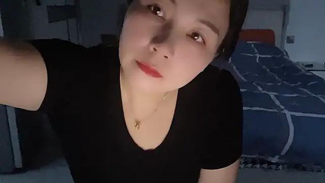 Snapshot of xinbao- chatting on 05.12.26 xinbao- online show from 05.12.26