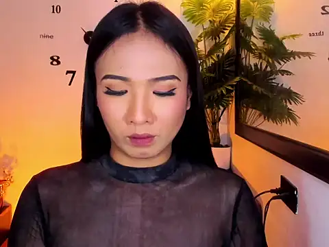 Snapshot of urasianhotfucker chatting on 03.27.26 urasianhotfucker online show from 03.27.26