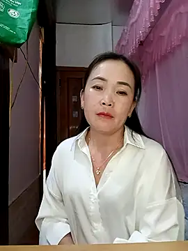 Pia-bee online show from 03.25.26