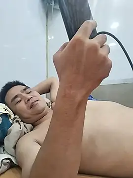 Snapshot of Tinh_love chatting on 06.22.26 Tinh love online show from 06.22.26